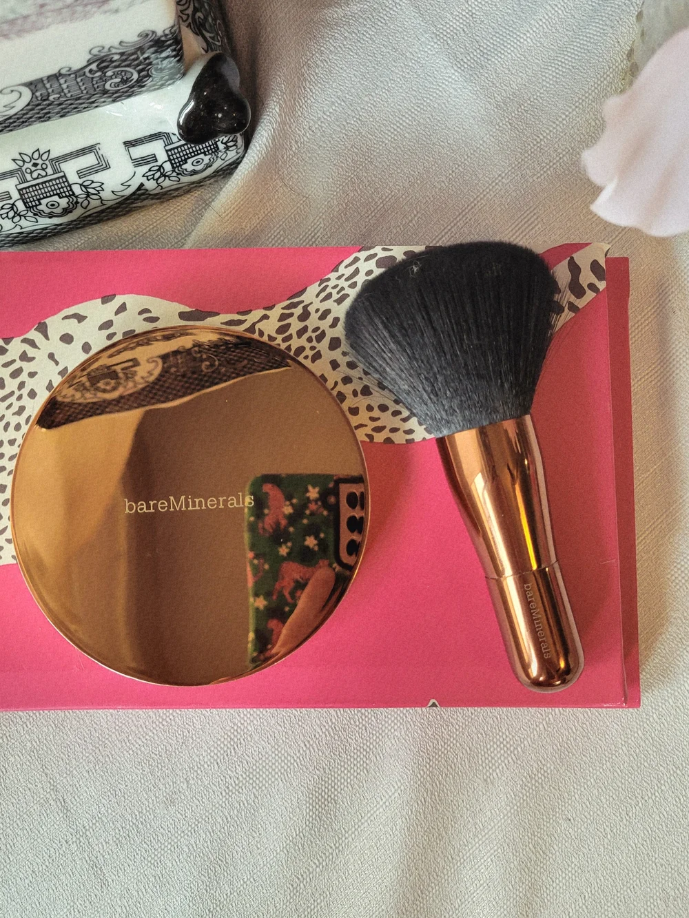 bareMinerals Body Bronzer and Kabuki Brush Set